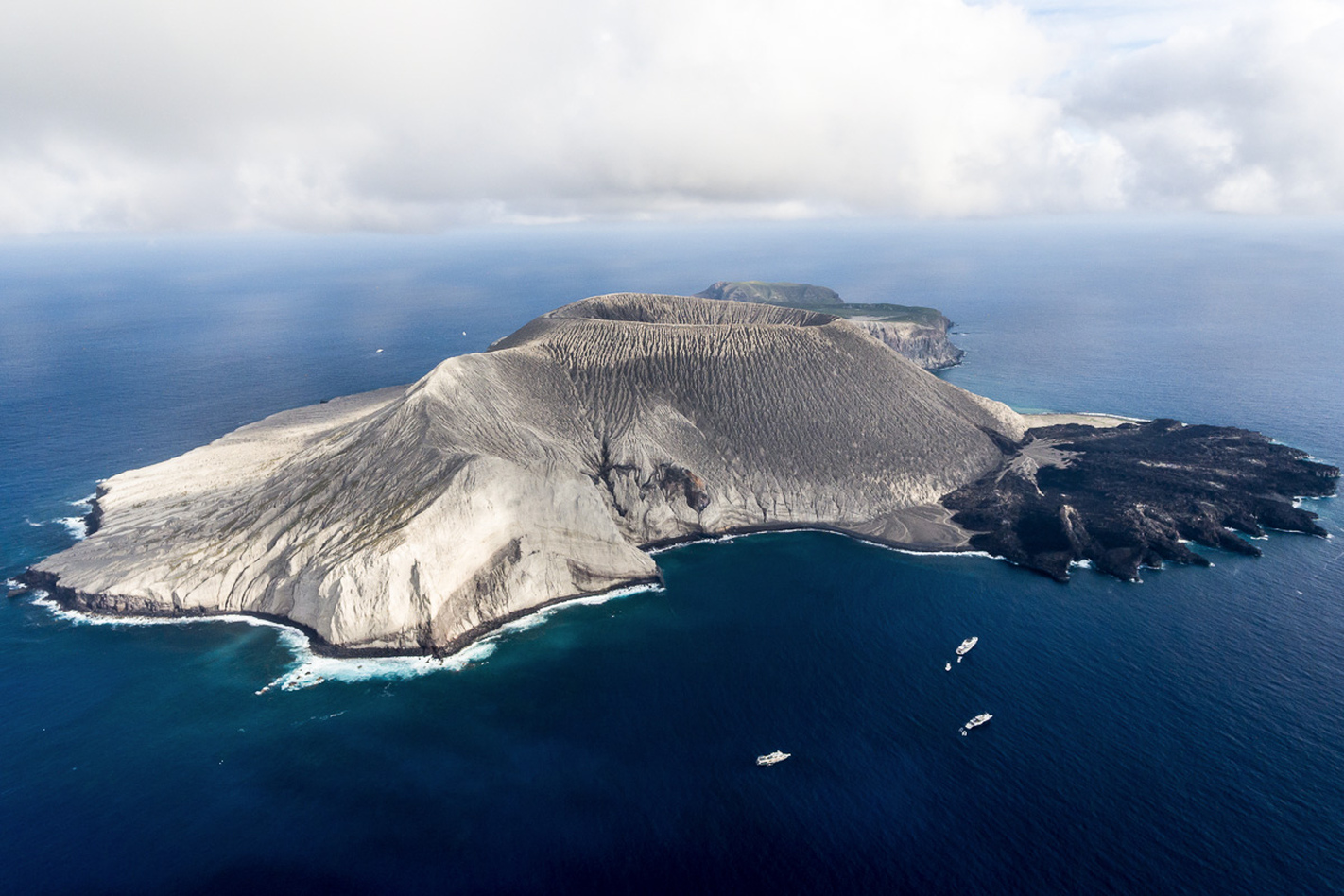 Mexico | Socorro Island: A Dance with Mantas